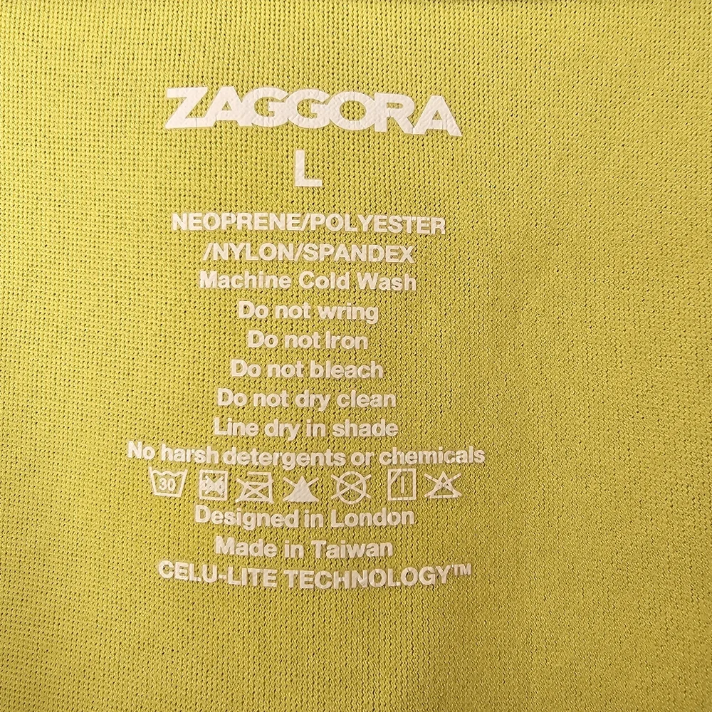 Zaggora Thermo Fit Workout Top Size Large - Picture 5 of 5